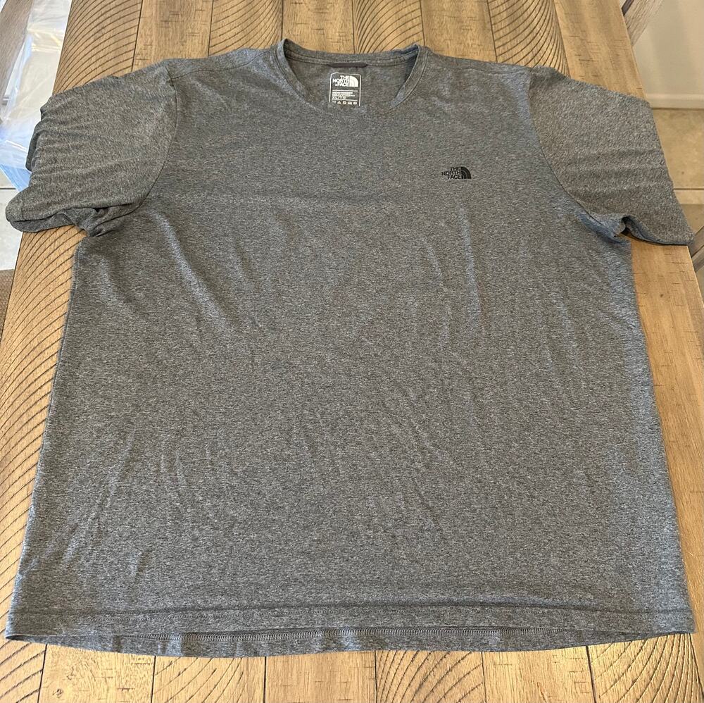 The North Face Men's XL Short Sleeve T-Shirt Gray Athletic Workout Logo Tee